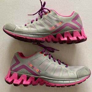 Reebok Zigtech Women’s Running Shoes Size 6.5 Men’s or 8 Women’s
